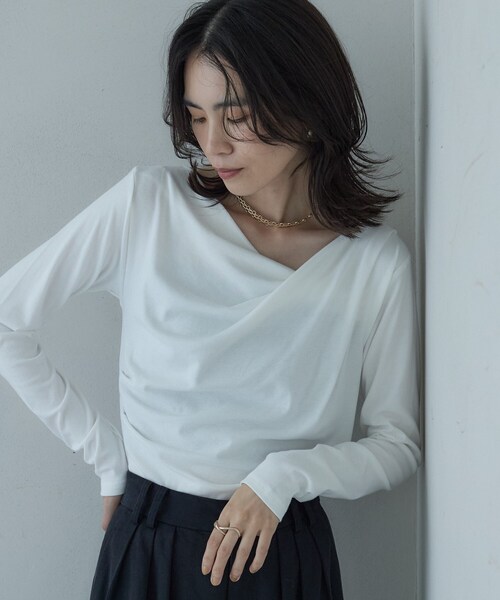 GALLEST（ギャレスト）の「ドレープネックカットソー（Tシャツ/カットソー・レディース・チャコールグレー/ホワイト/ライトブルー・38）」の4枚目の写真