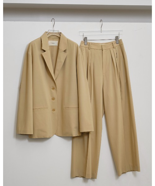 TODAYFUL（トゥデイフル）の「Dry Touch Tuck Trousers（その他パンツ・レディース・サンドベージュ/ブラック・36inch/38inch）」の11枚目の写真