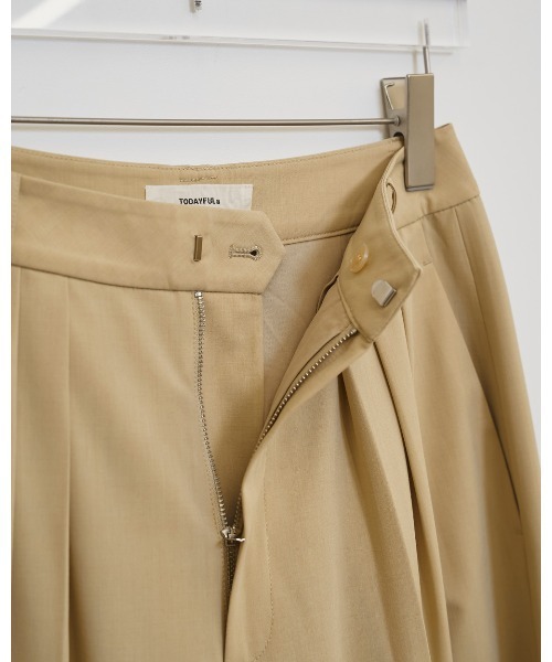 TODAYFUL（トゥデイフル）の「Dry Touch Tuck Trousers（その他パンツ・レディース・サンドベージュ/ブラック・36inch/38inch）」の10枚目の写真