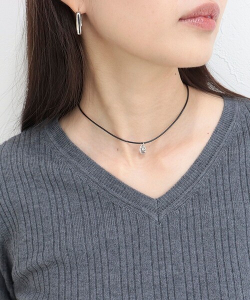 fredy emue（フレディエミュ）の「メッセージトップコードチョーカー（ネックレス・レディース・ブラック/ボルドー・FREE）」の5枚目の写真