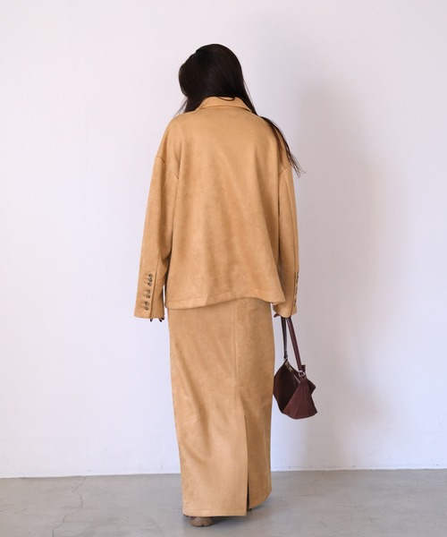 AKTE（アクテ）の「フェイクスウェードシャツジャケット（その他アウター・レディース・ベージュ/オリーブ・1/2）」の8枚目の写真