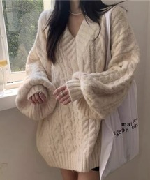 CELENA BEATS（セレナビーツ）の「ケーブル編み オーバーニット プルオーバー（ニット/セーター）」