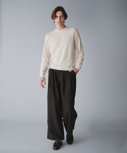 Regen Glanz（レーゲングランツ）の「wool blend vneck cropped knit/ウールブレンドクロップドVネックニット（ニット/セーター・メンズ・オフホワイト/グレー/ブラック/ネイビー/ワインレッド/ダークブラウン・SMALL/LARGE/MEDIUM）」の9枚目の写真