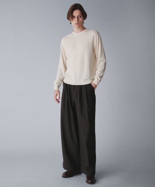 Regen Glanz（レーゲングランツ）の「wool blend vneck cropped knit/ウールブレンドクロップドVネックニット（ニット/セーター・メンズ・オフホワイト/グレー/ブラック/ネイビー/ワインレッド/ダークブラウン・SMALL/LARGE/MEDIUM）」の8枚目の写真