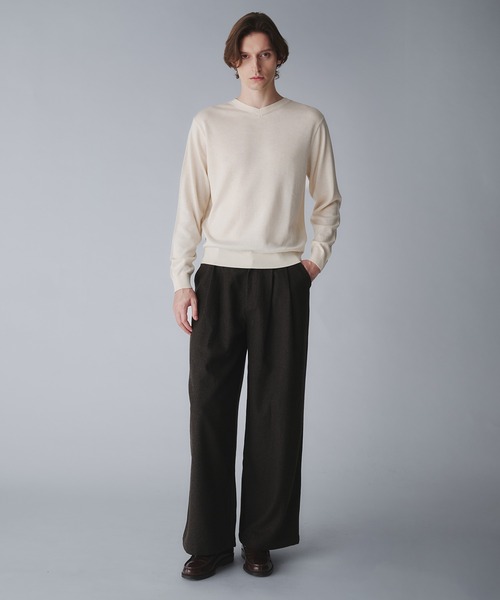 Regen Glanz（レーゲングランツ）の「wool blend vneck cropped knit/ウールブレンドクロップドVネックニット（ニット/セーター・メンズ・オフホワイト/グレー/ブラック/ネイビー/ワインレッド/ダークブラウン・SMALL/LARGE/MEDIUM）」の7枚目の写真