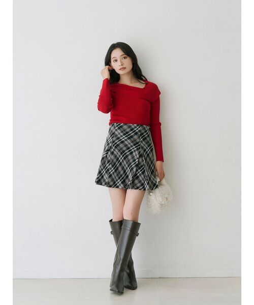 MERCURYDUO（マーキュリーデュオ）の「アシメドレープコンパクトニット（ニット/セーター・レディース・ネイビー/ライトグレー/レッド/オフホワイト・FREE）」の10枚目の写真