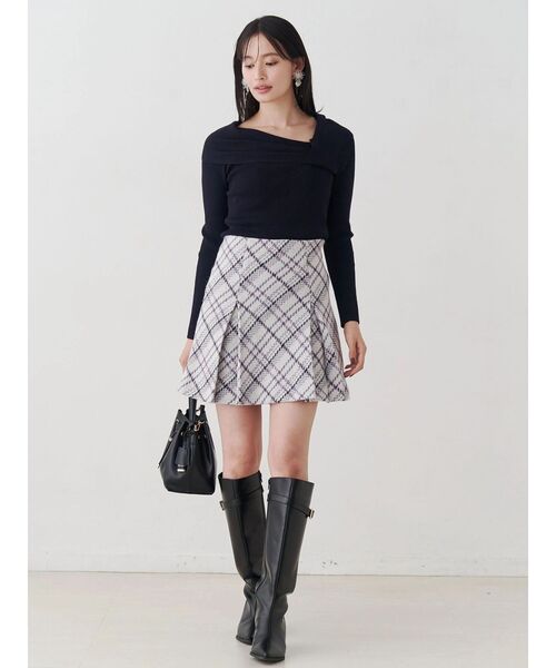 MERCURYDUO（マーキュリーデュオ）の「アシメドレープコンパクトニット（ニット/セーター・レディース・ネイビー/ライトグレー/レッド/オフホワイト・FREE）」の15枚目の写真