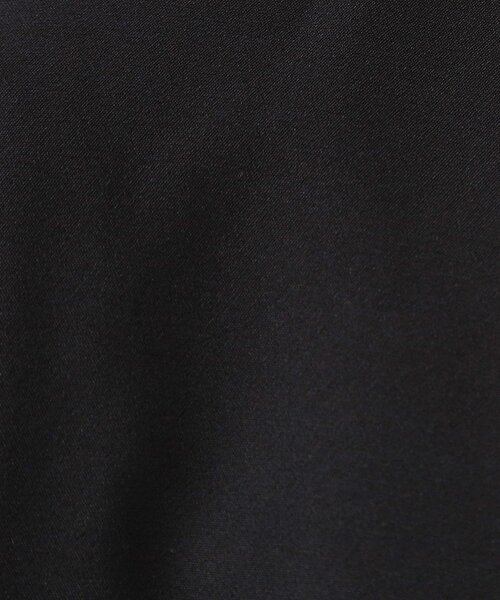 OPAQUE.CLIP（オペークドットクリップ）の「≪通勤・セレモニー/セットアップ対応≫ パイピングVネックジャケット【洗濯機OK】（ノーカラージャケット・レディース・ライトベージュ/ブラック/ネイビー・36/34/42/40/38）」の9枚目の写真