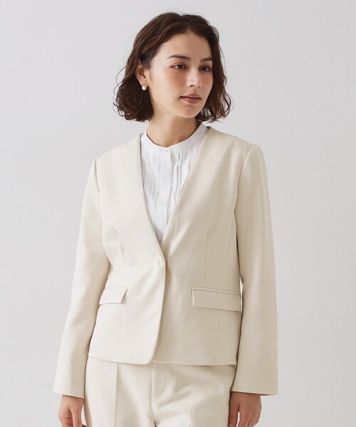 OPAQUE.CLIP（オペークドットクリップ）の「≪通勤・セレモニー/セットアップ対応≫ パイピングVネックジャケット【洗濯機OK】（ノーカラージャケット・レディース・ライトベージュ/ブラック/ネイビー・36/34/42/40/38）」の18枚目の写真