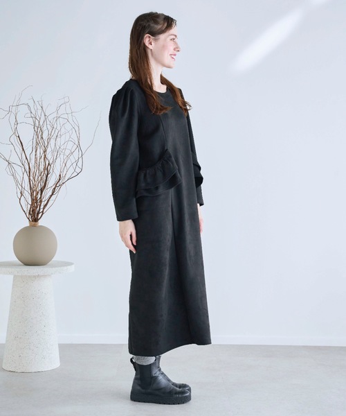 M y u（ミュー）の「BIG FRILL Pocket One-piece ロング丈（ワンピース・レディース・ブラック/グレー・FREE）」の21枚目の写真