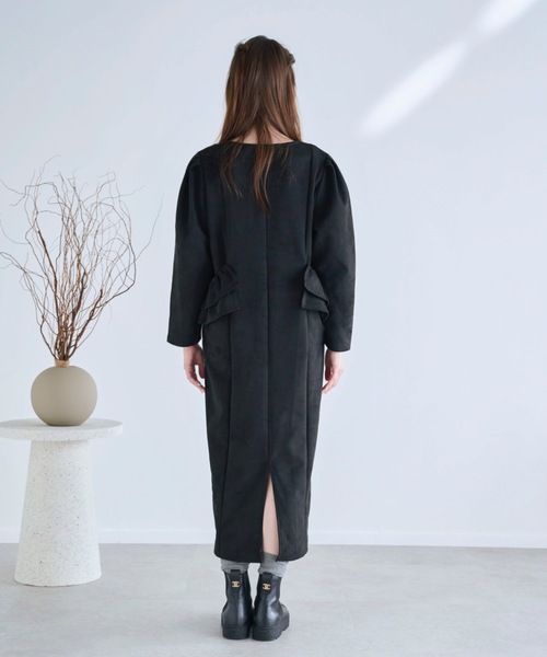 M y u（ミュー）の「BIG FRILL Pocket One-piece ロング丈（ワンピース・レディース・ブラック/グレー・FREE）」の22枚目の写真