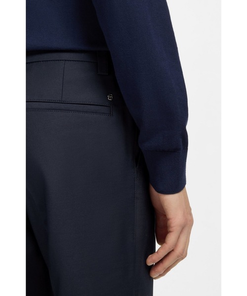 BOSS(ボス)の「モダンフィットパンツ イージーアイロン コットンブレンドツイル(その他パンツ・メンズ・ダークブルー/ホワイト・32/32/33/32/34/32/29/32/30/32)」の8枚目の写真