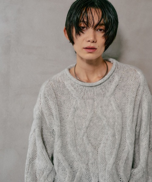 LEPSIM(レプシィム)の「3ゲージニュアンスケーブルプルオーバー 595357(ニット/セーター・レディース・ライトグレー/チャコールグレー/ライトグリーン/ブラウン・FREE)」の2枚目の写真