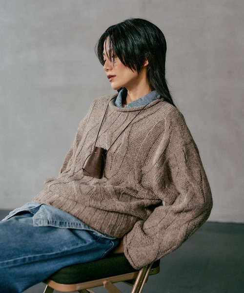 LEPSIM(レプシィム)の「3ゲージニュアンスケーブルプルオーバー 595357(ニット/セーター・レディース・ライトグレー/チャコールグレー/ライトグリーン/ブラウン・FREE)」の16枚目の写真