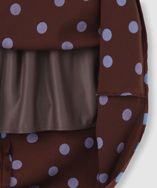 allureville（アルアバイル）の「コインドットナロースカート（スカート・レディース・ブラック系その他/ブラウン系その他・1/2）」の6枚目の写真