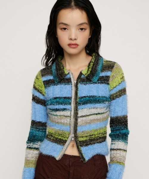 SLY(スライ)の「SHAGGY MIX FRONT ZIP TOPS シャギーミックス フロントジップ トップス 秋服 冬服(ニット/セーター・レディース・ホワイト系その他2/ベージュ系その他/ブルー系その他/グレー系その他2・FREE)」の4枚目の写真