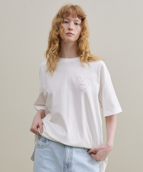ARTID(アルティーダ)の「ハートグラフィックオーバーサイズ半袖Tシャツ_WHITE(Tシャツ/カットソー・レディース・ホワイト・FREE)」の4枚目の写真