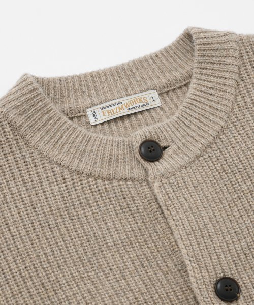 FRIZMWORKS(フリズムワークス)の「HEAVY WOOL ROUND CARDIGAN _ OATMEAL(カーディガン/ボレロ・メンズ・その他・SMALL/MEDIUM/LARGE/X-LARGE)」の3枚目の写真