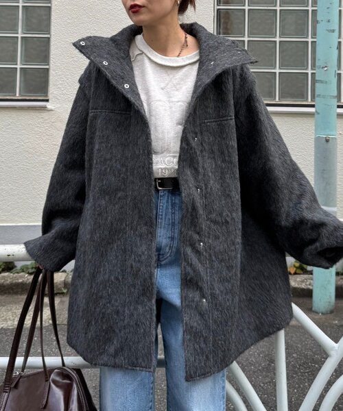 CIAOPANIC TYPY（チャオパニックティピー）の「【高見え&着映え】シャギー袖取り外しスタンドハーフコート（その他アウター・レディース・グレー/チャコールグレー/アイボリー・ONE SIZE）」の4枚目の写真