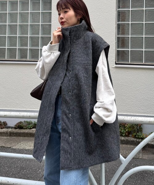 CIAOPANIC TYPY（チャオパニックティピー）の「【高見え&着映え】シャギー袖取り外しスタンドハーフコート（その他アウター・レディース・グレー/チャコールグレー/アイボリー・ONE SIZE）」の7枚目の写真