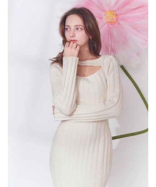 EATME(イートミー)の「デコルテニットワンピース(ワンピース・レディース・ベージュ/オフホワイト/ブラック・FREE)」の12枚目の写真