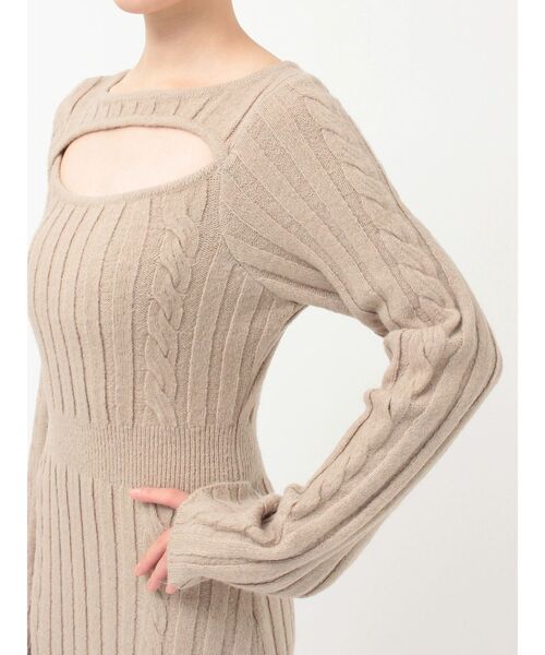 EATME（イートミー）の「デコルテニットワンピース（ワンピース・レディース・ベージュ/オフホワイト/ブラック・FREE）」の8枚目の写真