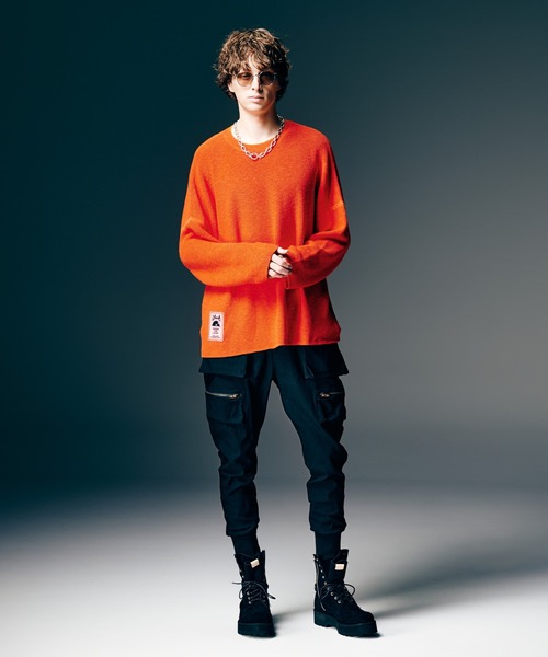 glamb（グラム）の「Rubber Tag Knit / ラバータグニット（ニット/セーター・メンズ・オレンジ/グリーン/ブラック/ブルー・M/L）」の18枚目の写真