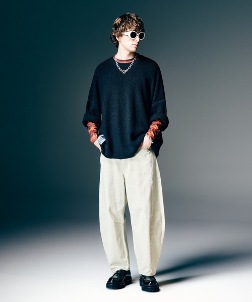 glamb（グラム）の「Rubber Tag Knit / ラバータグニット（ニット/セーター・メンズ・オレンジ/グリーン/ブラック/ブルー・M/L）」の13枚目の写真