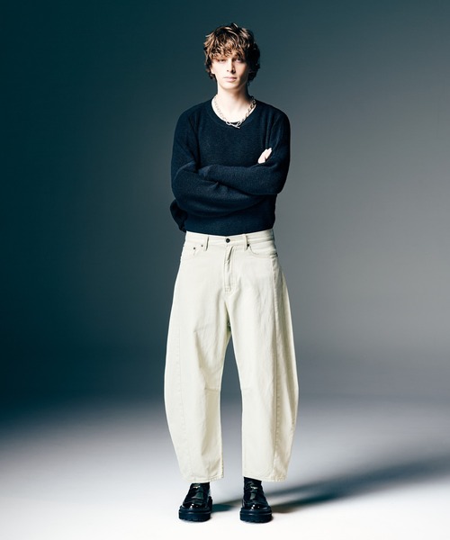 glamb（グラム）の「Rubber Tag Knit / ラバータグニット（ニット/セーター・メンズ・オレンジ/グリーン/ブラック/ブルー・M/L）」の14枚目の写真