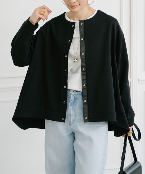 Emma Taylor（エマテイラー）の「ライトダンボールフレアヘムノーカラージャケット（ノーカラージャケット・レディース・ブラック/ライトベージュ/ネイビー・FREE）」の4枚目の写真