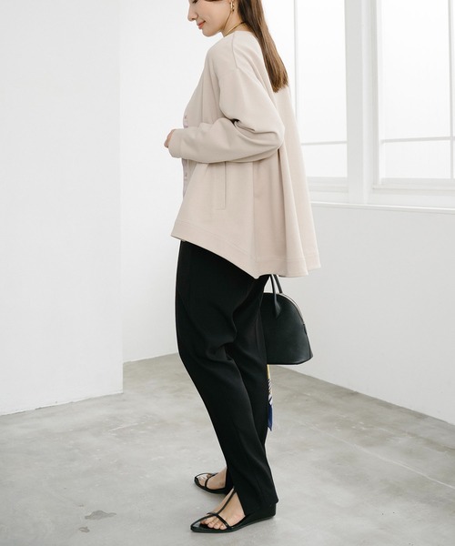 Emma Taylor（エマテイラー）の「ライトダンボールフレアヘムノーカラージャケット（ノーカラージャケット・レディース・ブラック/ライトベージュ/ネイビー・FREE）」の15枚目の写真