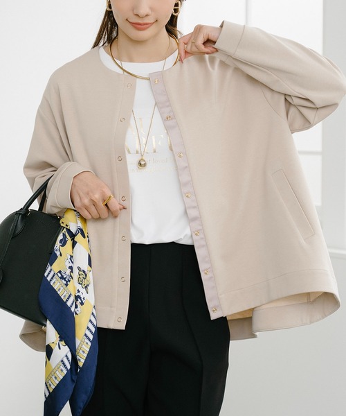 Emma Taylor（エマテイラー）の「ライトダンボールフレアヘムノーカラージャケット（ノーカラージャケット・レディース・ブラック/ライトベージュ/ネイビー・FREE）」の10枚目の写真