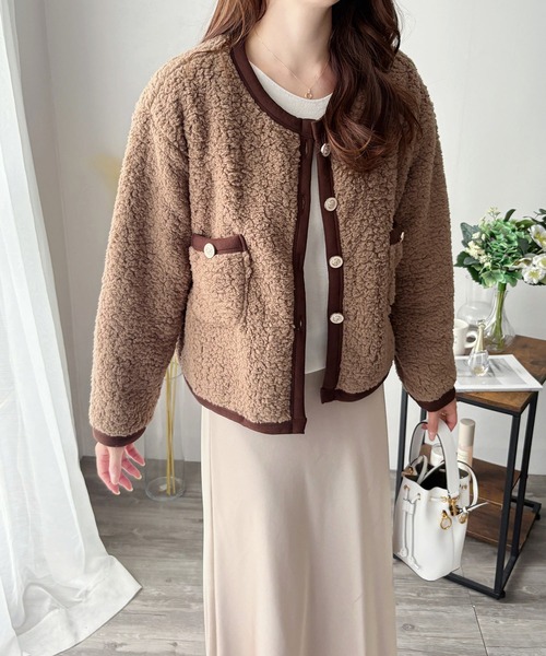 Amulet(アミュレット)の「あたたかさと上品さをひとまとめに♪ ノーカラーボアジャケット(ノーカラージャケット・レディース・ホワイト/ブラウン・XL/S/M/L)」の13枚目の写真