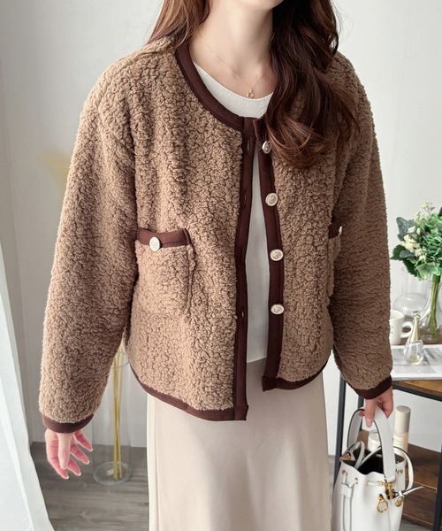 Amulet(アミュレット)の「あたたかさと上品さをひとまとめに♪ ノーカラーボアジャケット(ノーカラージャケット・レディース・ホワイト/ブラウン・XL/S/M/L)」の14枚目の写真