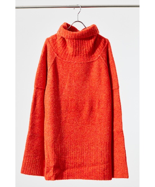 ottilie（オティーリエ）の「【 c/est / シーエ 】 OLIVE / ボリュームハイネックニット  2433004  API（ニット/セーター・レディース・オレンジ/アイボリー・FREE）」の4枚目の写真