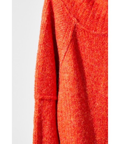 ottilie（オティーリエ）の「【 c/est / シーエ 】 OLIVE / ボリュームハイネックニット  2433004  API（ニット/セーター・レディース・オレンジ/アイボリー・FREE）」の8枚目の写真