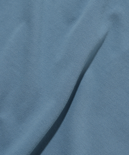 PHYSICAL DEPARTMENT（フィジカル デパートメント）の「[クールコットン] ランニングクラススリーブレス_ヴィンテージブルー（Tシャツ/カットソー・レディース・その他・MEDIUM/LARGE）」の6枚目の写真
