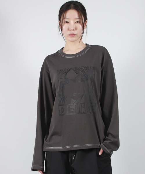 DEMARC(ドゥマーク)の「MARC ILLUST STITCH BOXY LONG SLEEVE - Charcoal(Tシャツ/カットソー・レディース・その他・MEDIUM/LARGE)」の5枚目の写真