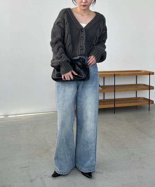 CAPRICIEUX LE'MAGE（カプリシューレマージュ）の「BIGケーブルカーディガン（カーディガン/ボレロ・レディース・ピンク/ベージュ/オフホワイト/グレー・FREE）」の16枚目の写真