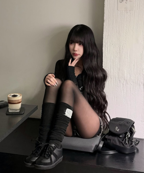DIFFERSHOE（ディファーシュー）の「クーバスニーカー7CM[ブラック]（スニーカー・レディース・ブラック・22.5cm/23cm/24cm/25cm/26cm/27cm/28cm）」の4枚目の写真
