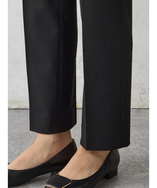 Perfect Suit FActory（パーフェクトスーツファクトリー）の「＜あたたか裏起毛＞テーパードパンツ　無地/ストライプ/千鳥柄　ブラック　チャコールグレー　ベージュ　ネイビー　ブラック×ホワイト（その他パンツ・レディース・ネイビー/ベージュ/ブラック×ホワイト/チャコールグレー/ブラック・L/M/S）」の13枚目の写真