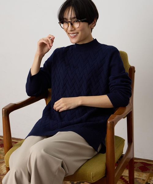 DECOY SINCE 1981(デコイシンスイチキュウハチイチ)の「ヘリンボーンニットプルオーバー【洗える】(ニット/セーター・レディース・アイボリー/ネイビー・M/L/LL)」の6枚目の写真