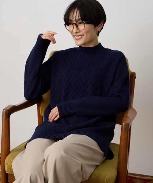 DECOY SINCE 1981(デコイシンスイチキュウハチイチ)の「ヘリンボーンニットプルオーバー【洗える】(ニット/セーター・レディース・アイボリー/ネイビー・M/L/LL)」の7枚目の写真