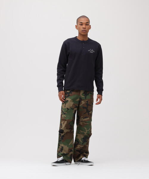 AVIREX(アヴィレックス)の「《直営店限定》HONEYCOMB HENRY NECK L/S T-SHIRT / ハニカム ヘンリーネック 長袖Tシャツ / AVIREX / アヴィレックス(Tシャツ/カットソー・メンズ・ネイビー/チャコールグレー/ナチュラル・L/M/S/XL)」の21枚目の写真