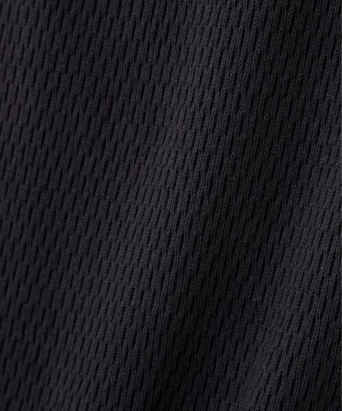 AVIREX(アヴィレックス)の「《直営店限定》HONEYCOMB HENLEY NECK L/S T-SHIRT / ハニカム ヘンリーネック 長袖Tシャツ / AVIREX / アヴィレックス(Tシャツ/カットソー・メンズ・ネイビー/チャコールグレー/ナチュラル・L/M/S/XL)」の17枚目の写真