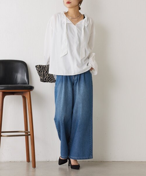 Jena espace merveilleux(ジェナ エスパスメルヴェイユ)の「【セレモニー/上品フリル】袖フリルリボンタイブラウス(シャツ/ブラウス・レディース・オフホワイト/サックスブルー/ネイビー・FREE)」の12枚目の写真