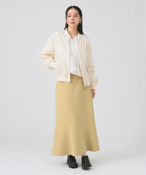 Ray BEAMS(レイビームス)の「ギャザー アーム MA-1(MA-1・レディース・オリーブ/ブラック/オフホワイト・1/0)」の4枚目の写真