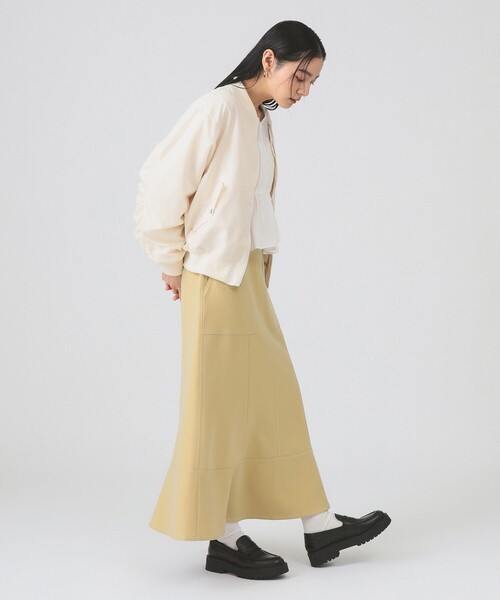 Ray BEAMS(レイビームス)の「ギャザー アーム MA-1(MA-1・レディース・オリーブ/ブラック/オフホワイト・1/0)」の5枚目の写真