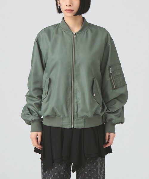 Ray BEAMS(レイビームス)の「ギャザー アーム MA-1(MA-1・レディース・オリーブ/ブラック/オフホワイト・1/0)」の16枚目の写真