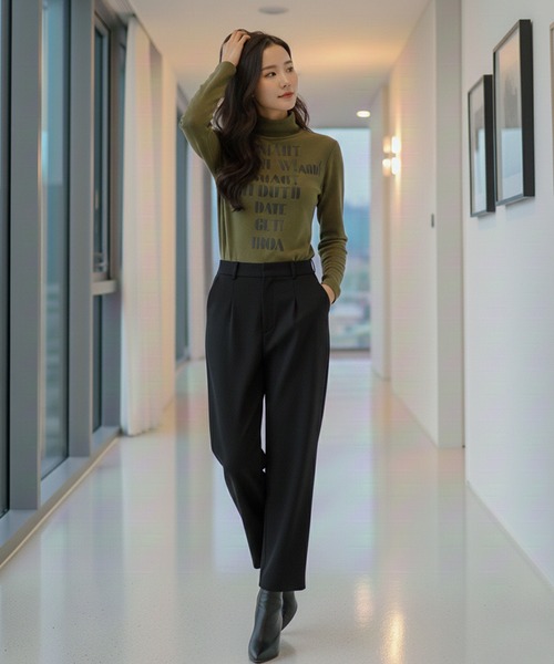 Pt18kg(プラチナイチハチキログラム)の「ロゴアクセント ハイネックフィットトップス(Tシャツ/カットソー・レディース・オレンジ/モカ/パープル/ホワイト/カーキ・FREE)」の6枚目の写真